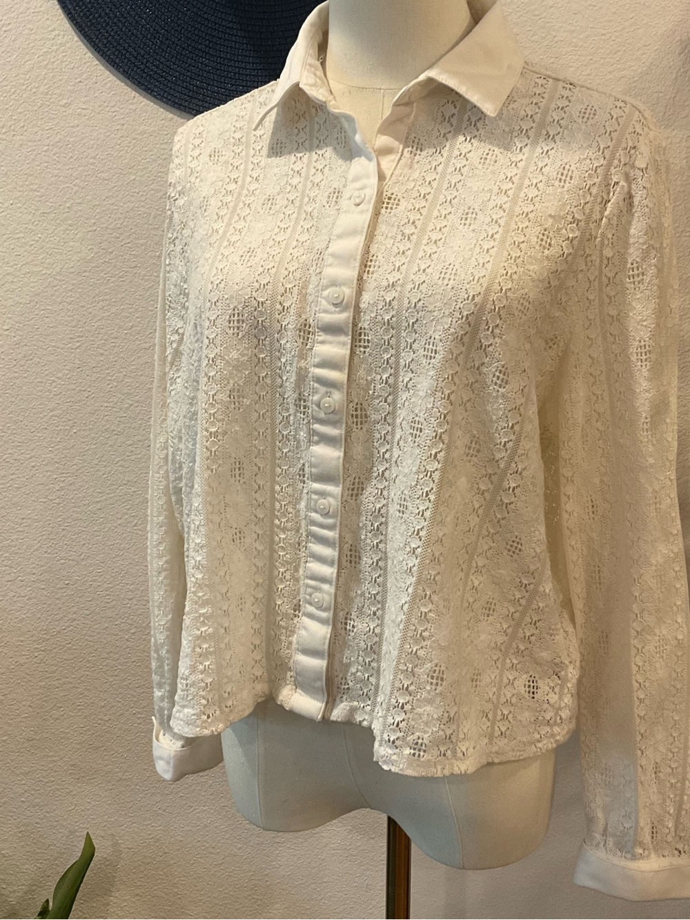 Lace Button-Front Long Sleeve Top - Cream